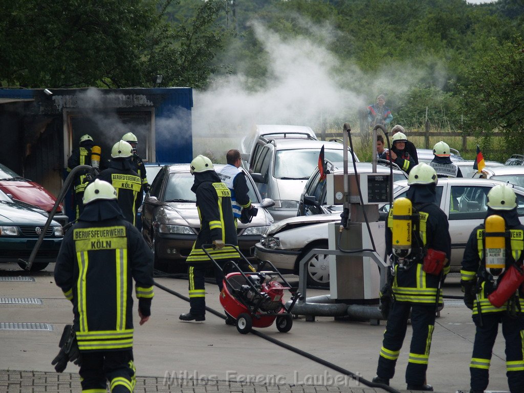 Brand Tankstelle Koeln Gremberg Poll Vingsterstr  P53.JPG